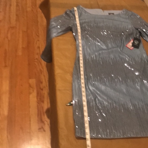 Vince Camuto size 10 blue sequin dress 3/4 sleeve above the knee back ziip - Picture 13 of 16